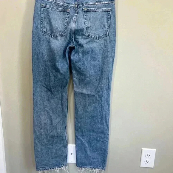 Zara Straight Leg Mid Rise Dark Wash Distressed Woman’s Jeans Size 2 - Picture 2 of 6